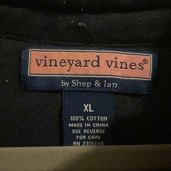 Vineyard Vines Shep Shirt Men’s Size XL - Red and Navy - Picture 2 of 3